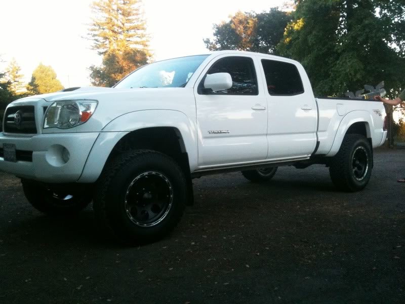 truck2_5eb98f9b0b4430ba899ea3544309494e952c34b2.jpg