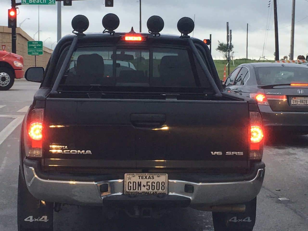 truck3.jpg