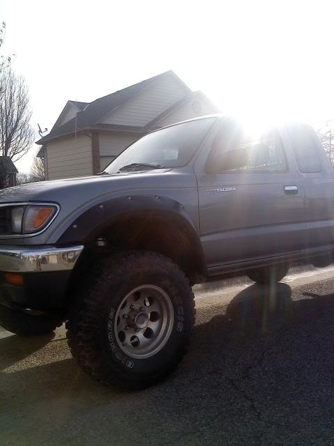 truck3_e3d3a3d9868f6e2a45d68f1a3244c85e2979ce86.jpg