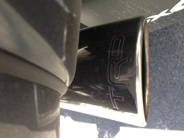 truck4 exhaust.jpg