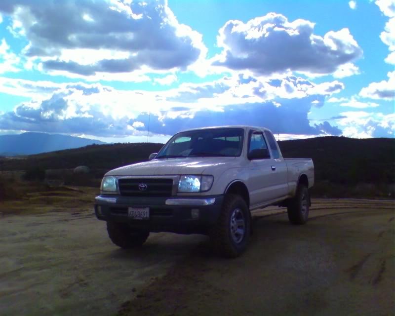 Truck_02_2f4685169515b124da58bba7ba63775613503042.jpg