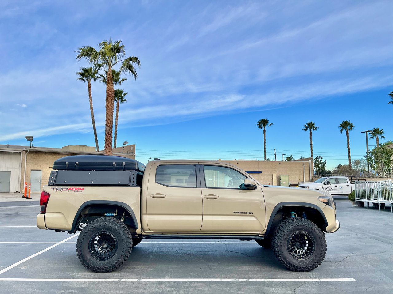 Truck_BMWMOR_35s.jpg