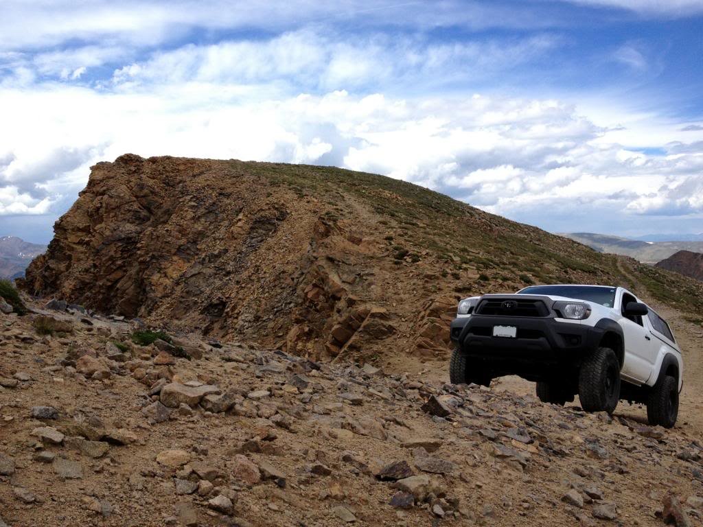 truck_rocks_top_zps7047d20d_c616c4125e1f9196f859623bf86d31877be0c547.jpg
