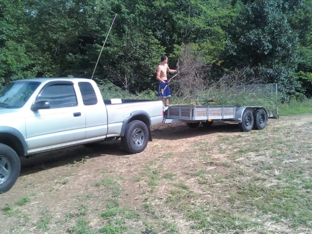 Truckadntrailer_ceded5be715490553885497588309b381b51f065.jpg