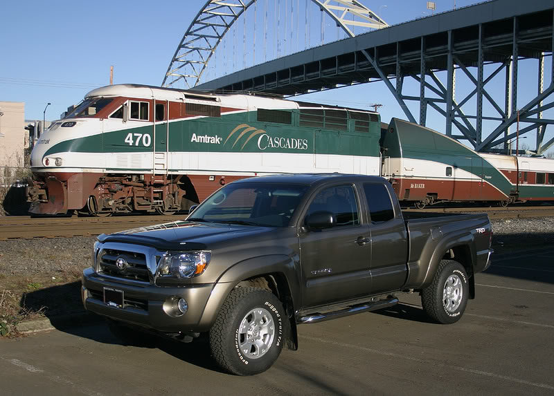 Truckandtrainpublic_9f71a309c3d415b4c3190e6db63696014df9d872.jpg