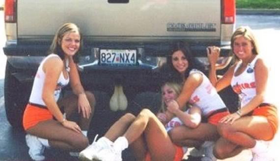 TruckBallsGirls02_7d57fa5af444a0d88243852aa016a731b079bd02.jpg