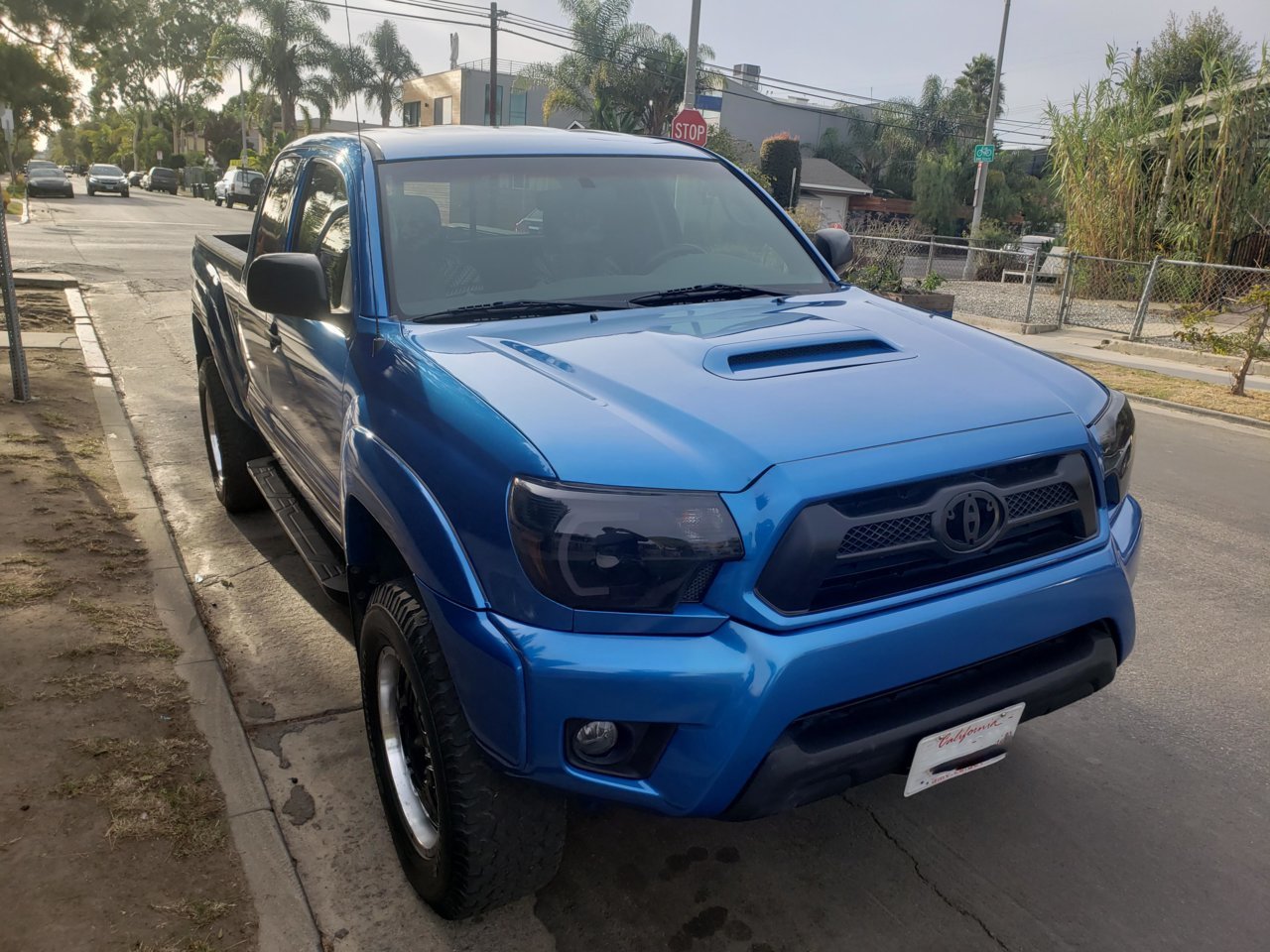 truckfront.jpg