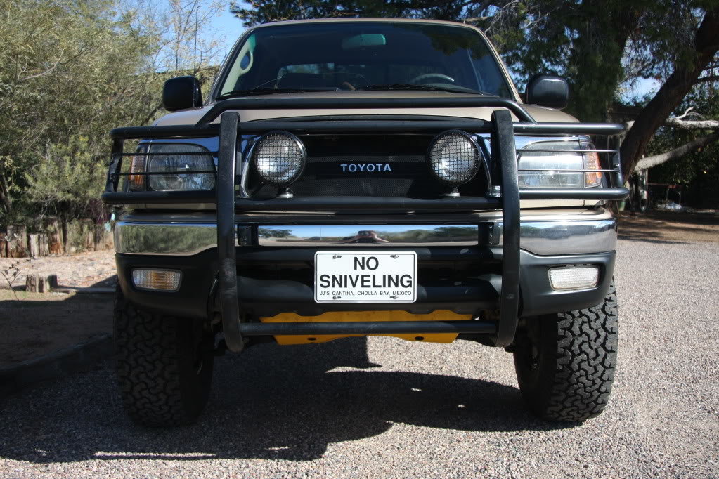 TruckFront_17d007df44cfdd5091d5fdb338da803b6811fb97.jpg