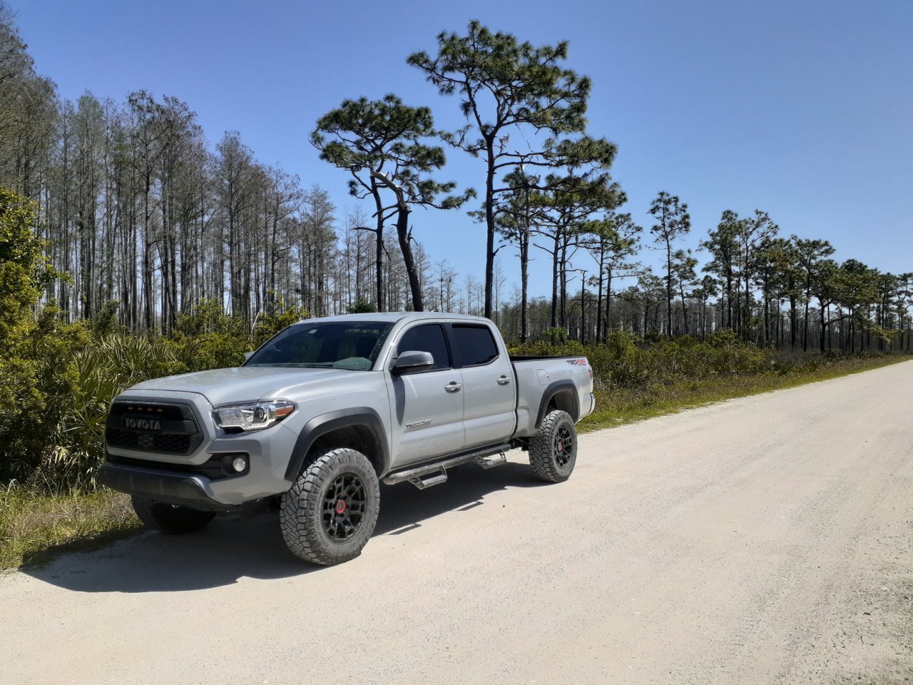 truckherky2.jpg