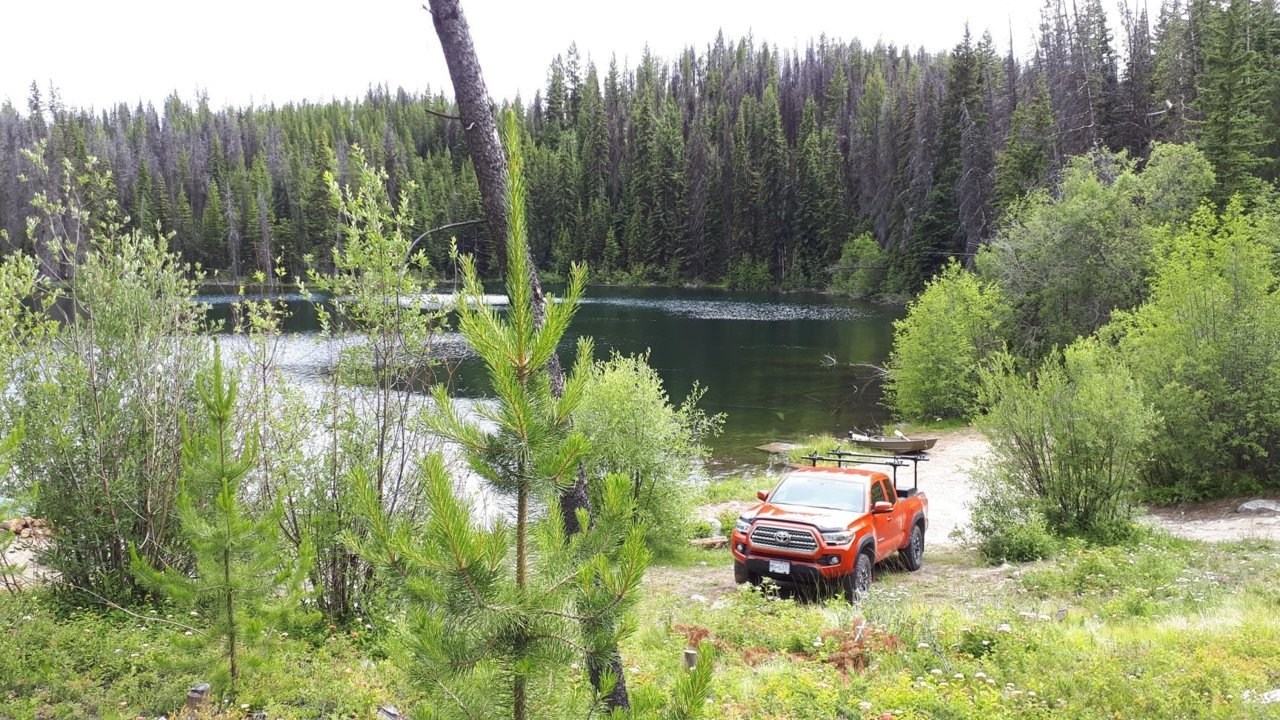 trucklakebeach.jpg
