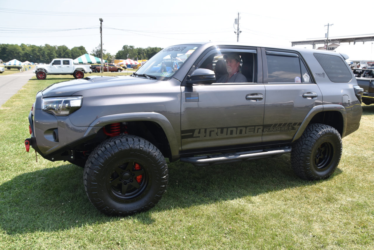 TruckNationals2021Day3 2039_edit.jpg