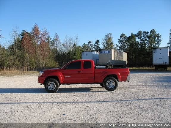 trucknewtires_5def4958715136b14dfa5d5b872de8024449cfe6.jpg