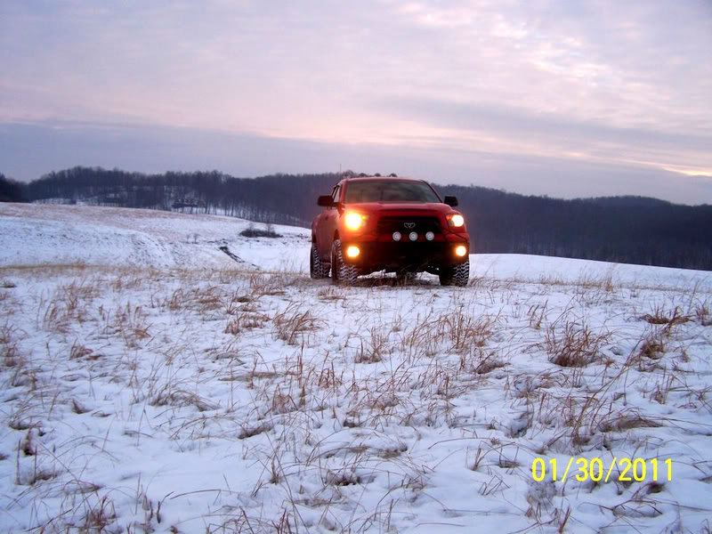 Trucknsnow3_31f42797afd4ff77d8b02bef42cb7a36b7e360f1.jpg