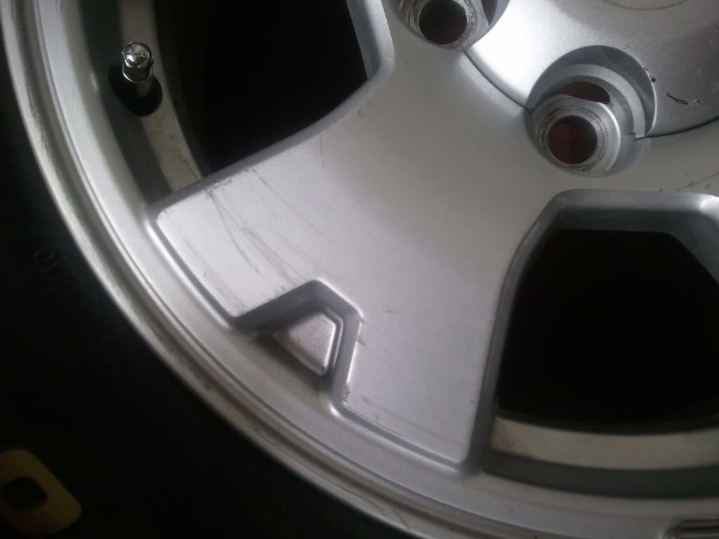 truckparts2_5bce0476202c24e4dc60ff2122231028701e8466.jpg
