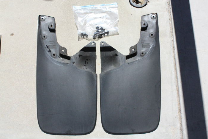 truckparts4sale015-1_8b35defc219aa2bccbb4dba7e4f366da12326c5a.jpg