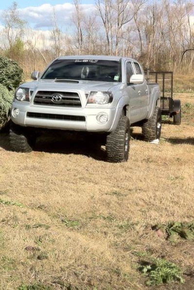 trucks.jpg