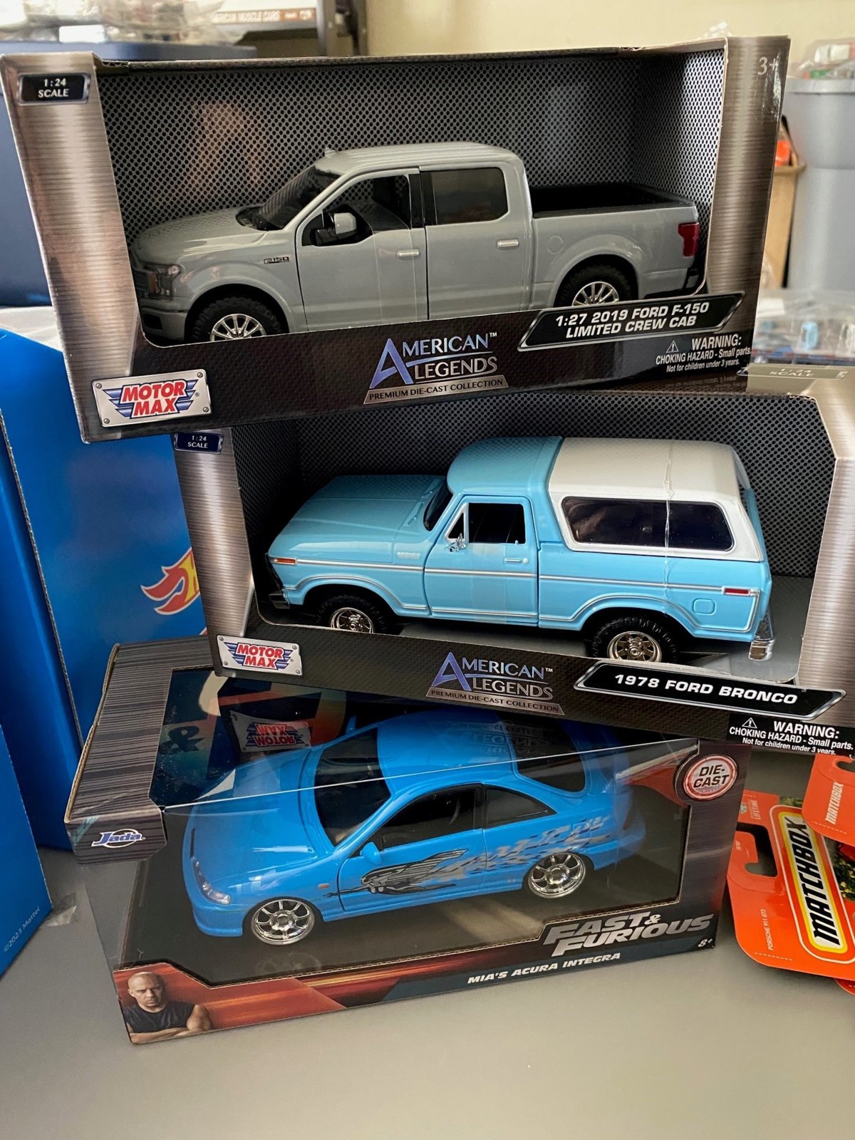 TRUCKS.jpg