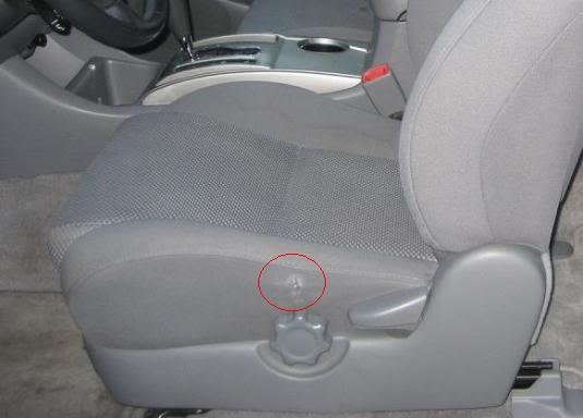 truckseat_86d1028640d4d5e962677502c991f514c30292d7.jpg
