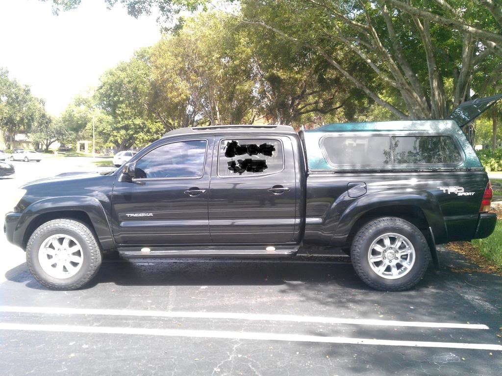 Truckside_ea577fad08873f62fe2a39030a3b41e2552ff04e.jpg