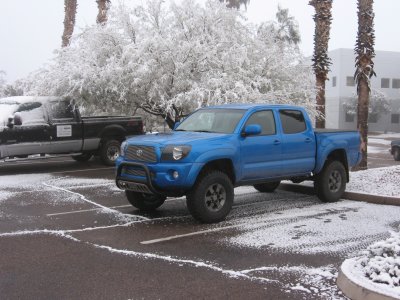TruckSnow_406e97ab434414d33b5ee02de582c2688989ee1c.jpg