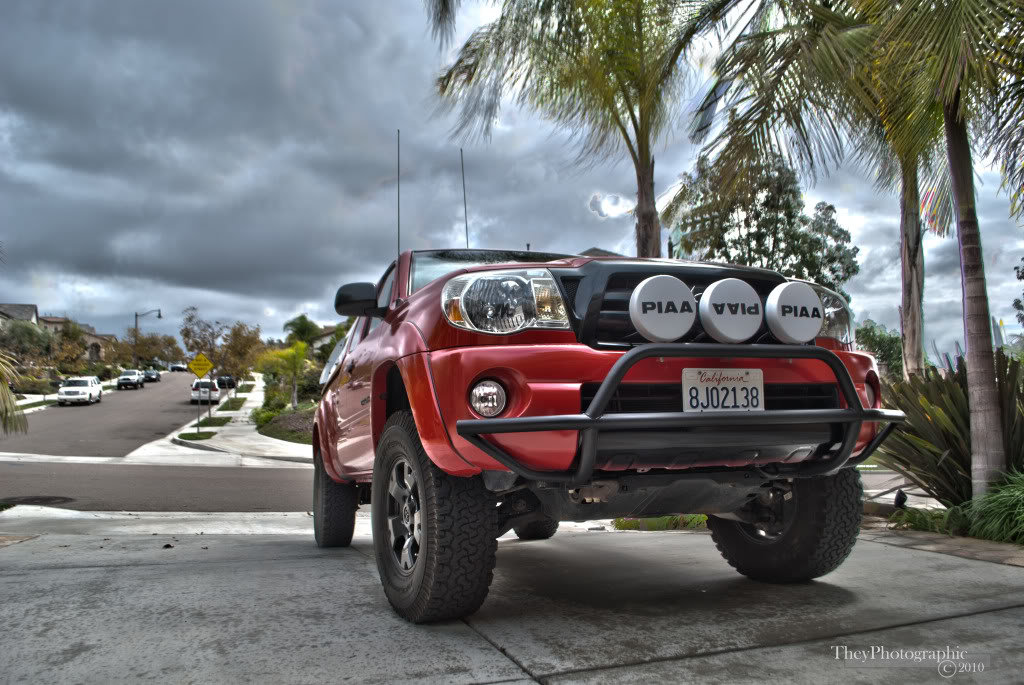 Truckwithlights2_e36ef1f78277b6ddb6e3346d624c2a5ee9037f99.jpg