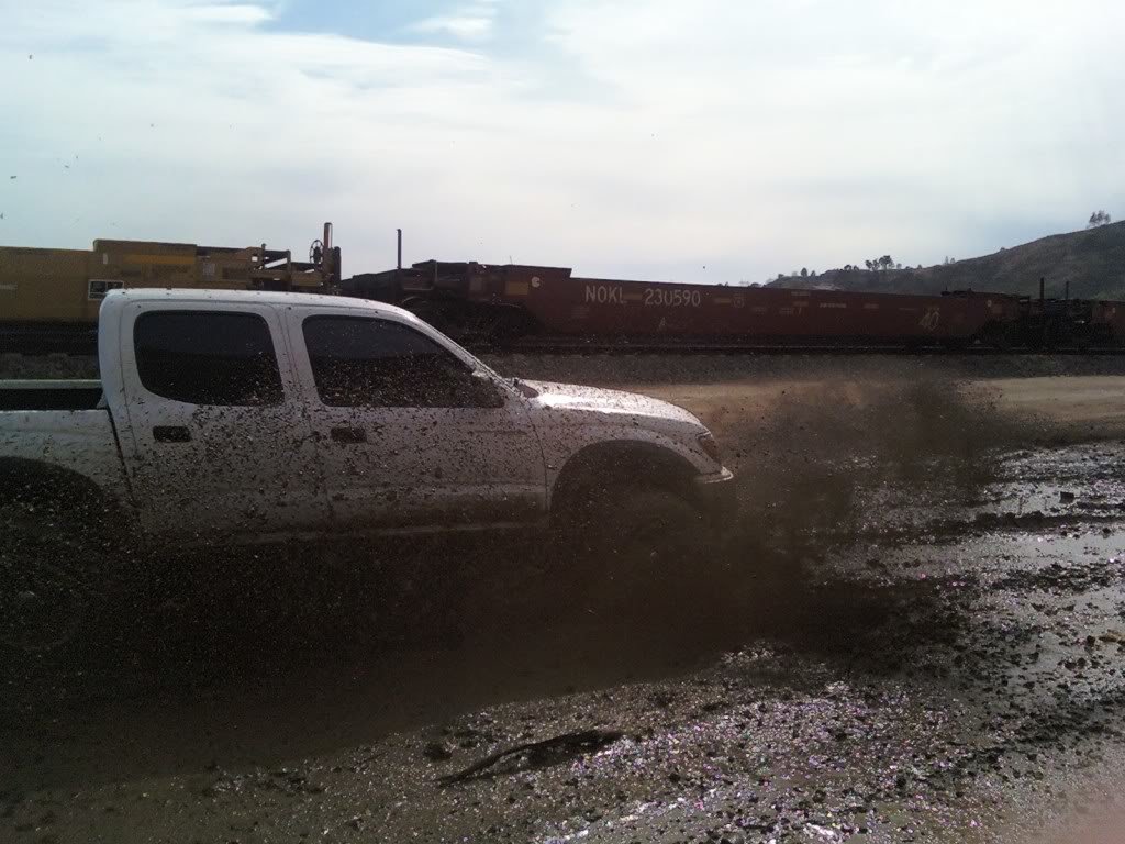 truk1_72a3b10b64de067c3b7413e8746d98d66e2cb4d7.jpg