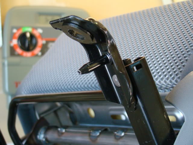 TSBSqueakySeat2_41139c747f1102c35c3deefa7cdaee9a665c16fd.jpg