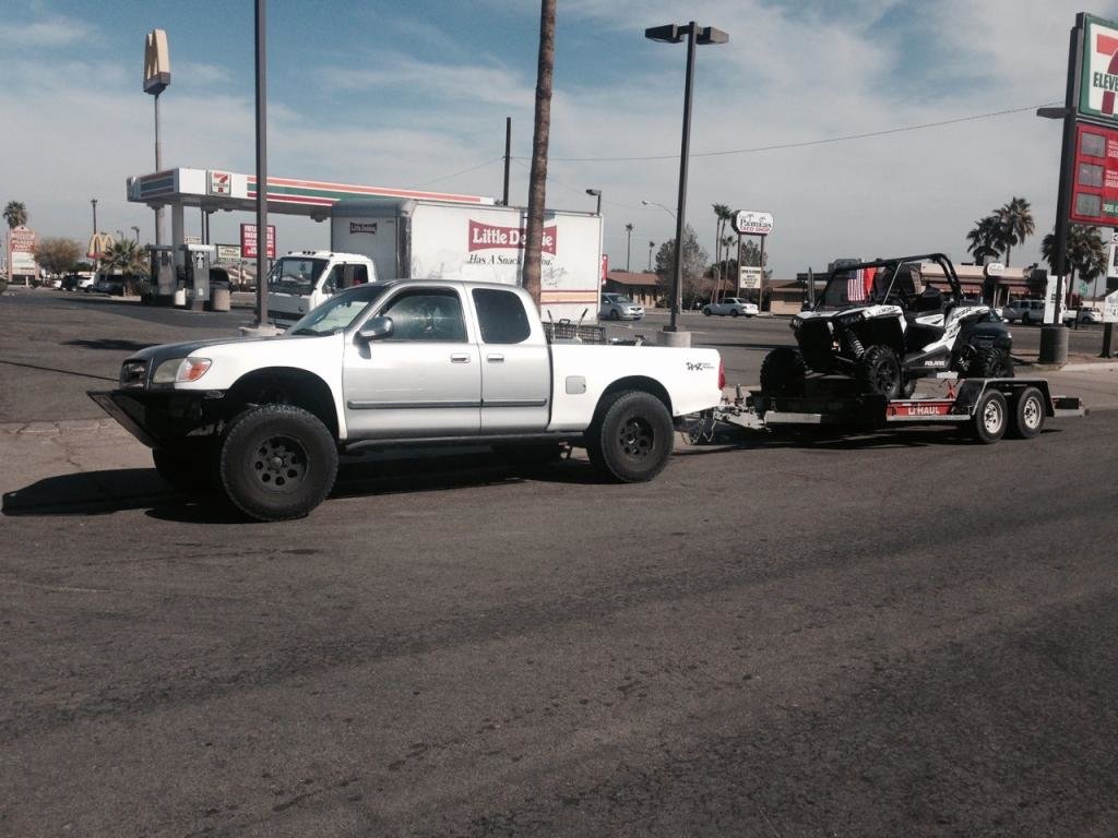 Tundra%20and%20RZR_1fbf1606cc83d568d43a7fd9bcf4769684b82fcd.jpg