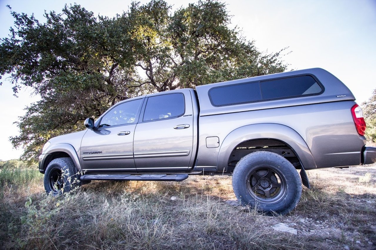 Tundra%2BShoes%2B%281%2Bof%2B1%29-12_8b98577e27345e83929218cf650c56c1e84645e8.jpg