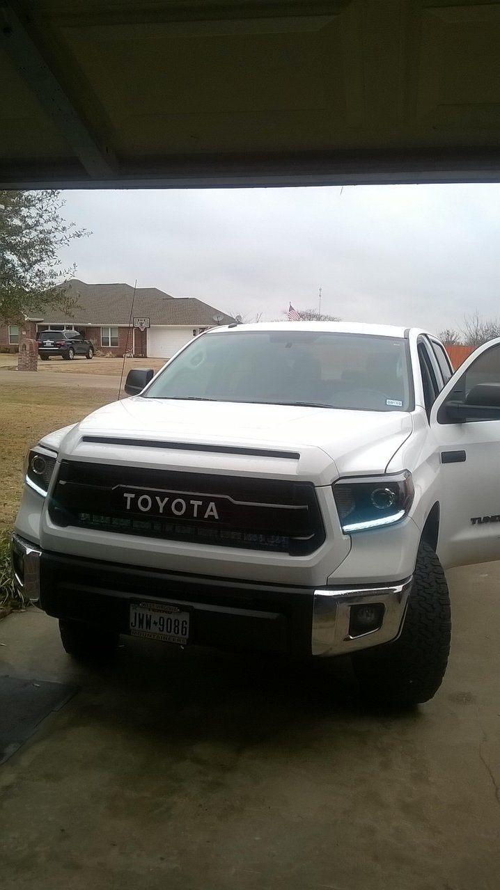 Tundra headlights.jpg