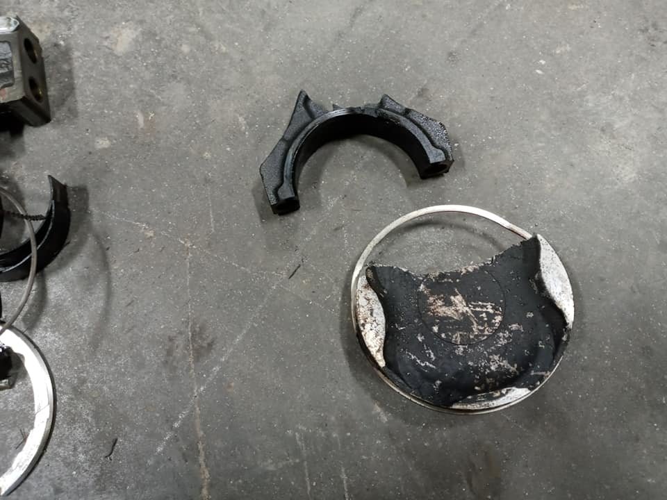 tundra motor 1.jpg