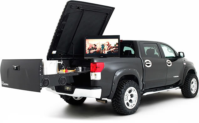 tundra-tailgater_c710c1c42eb7f39855e599d7a6a762f551054ba4.jpg