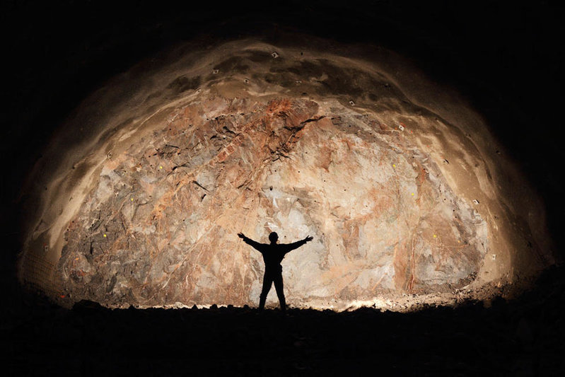 Tunnel.jpg