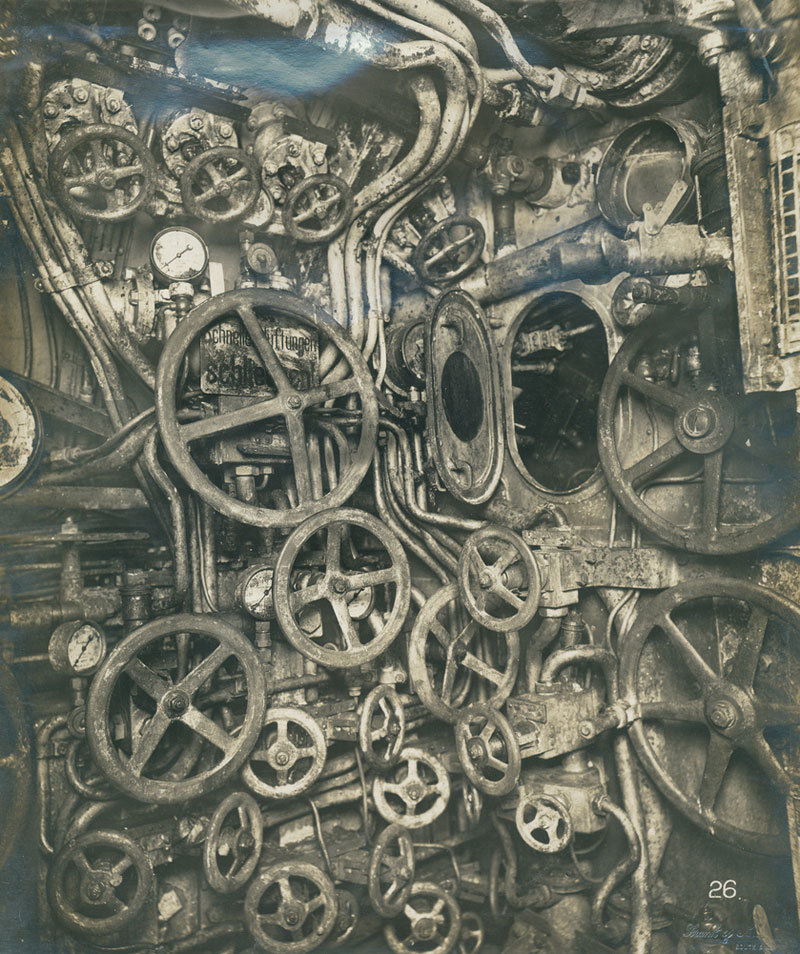 ub-110-control-room-german-submarine-1918.jpg