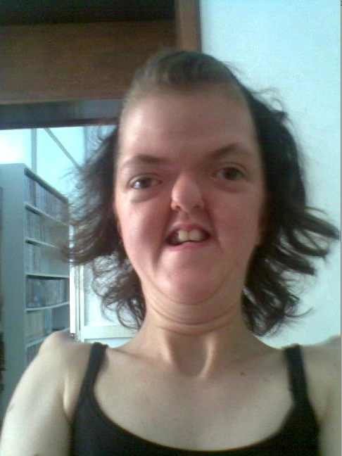 ugly-people-pictures-ugly-man-12.jpg