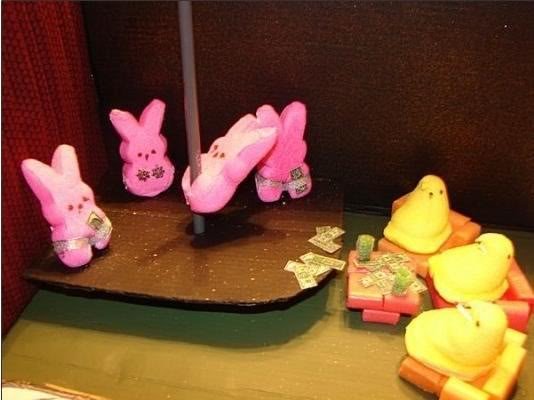 ultimate_peep_show_1e855c88f8a6fb0771a006b9f00c52c5ac3a5325.jpg