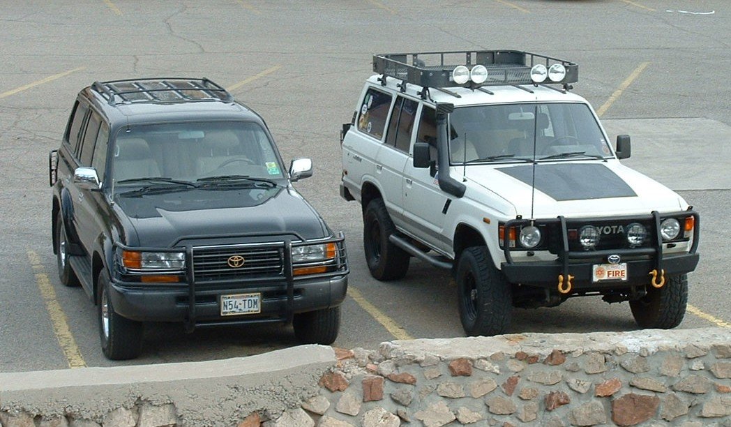 un-matched%20set_1c8d0dc3380018f9ea8cc03c86f28ff6b713231b.jpg
