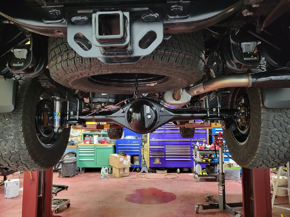 undercarriage.jpg
