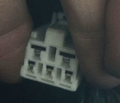 underdashplug.jpg