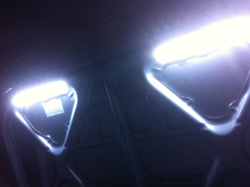 underhood_lights_close_ON_4952c9e4e366d6cd7b7889762f09e449137c1e09.jpg