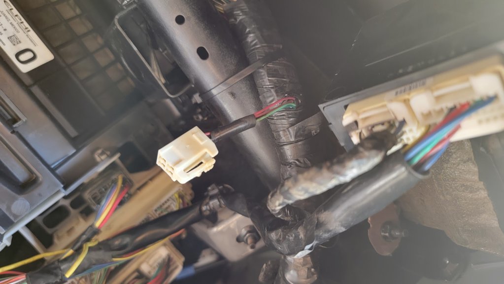 unknown connector.jpg