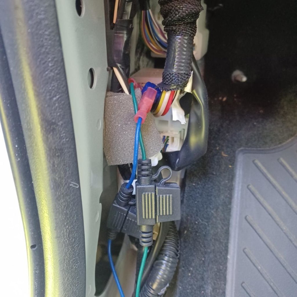 unknown tap connection 2.jpg