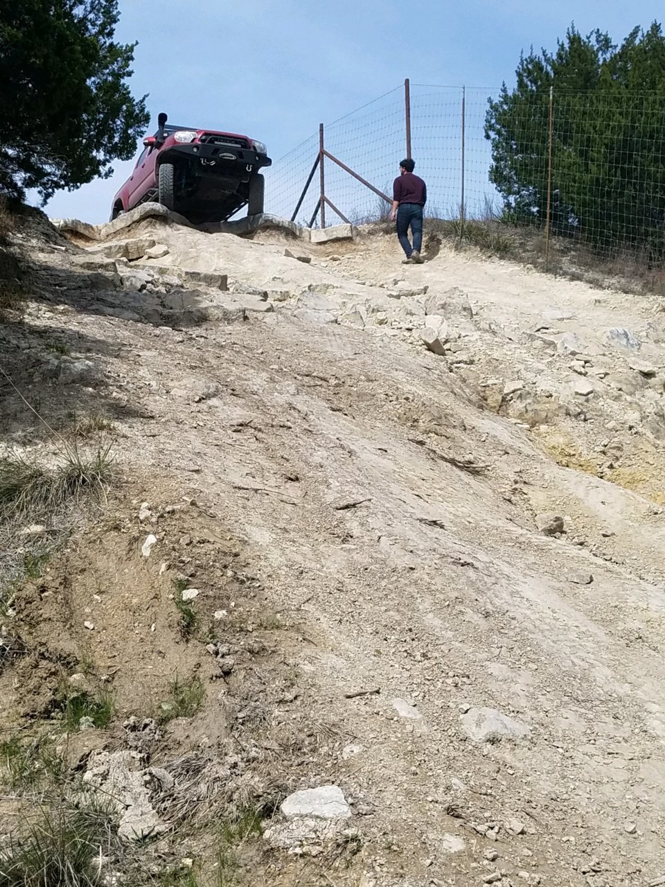 upload_2019-6-2_18-27-18.jpg