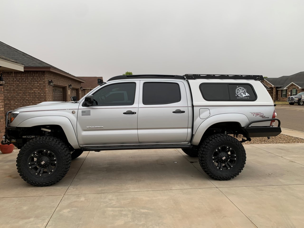 Uptop Overland Brave EX Rack.jpg