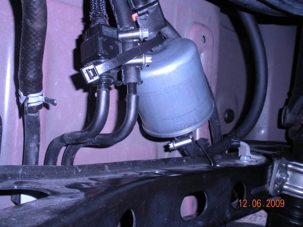 URDfuelpump026_ae6cfe41dc9ab6cd0e632fdc50bd6fe02c675a06.jpg