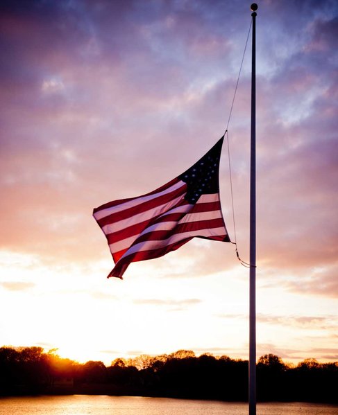 US-Flag-Half-Mast.jpg
