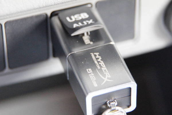 USB2.jpg