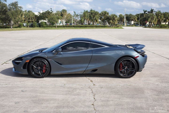 used-2018-mclaren-720s-luxurycoupe-811-17558031-2-1024 (Small).jpg