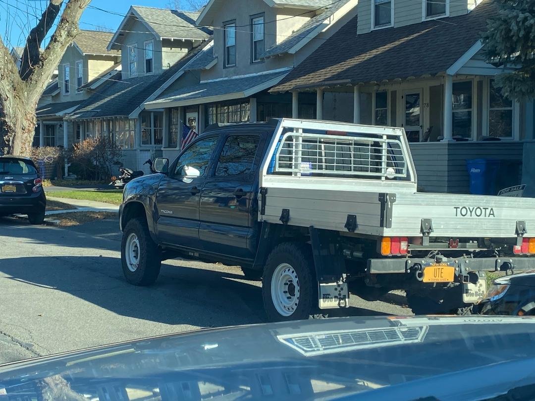 ute tacoma.jpg