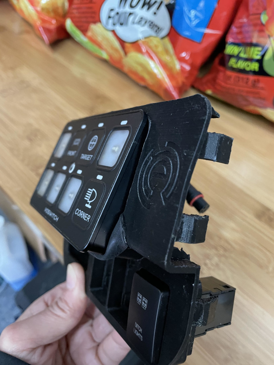 uv switch.jpg